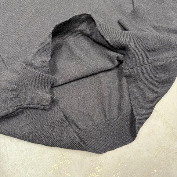Garret Scott Extra Fine Merino Wool Sweater V-Neck Lightweight Black Small - Picture 3 of 4